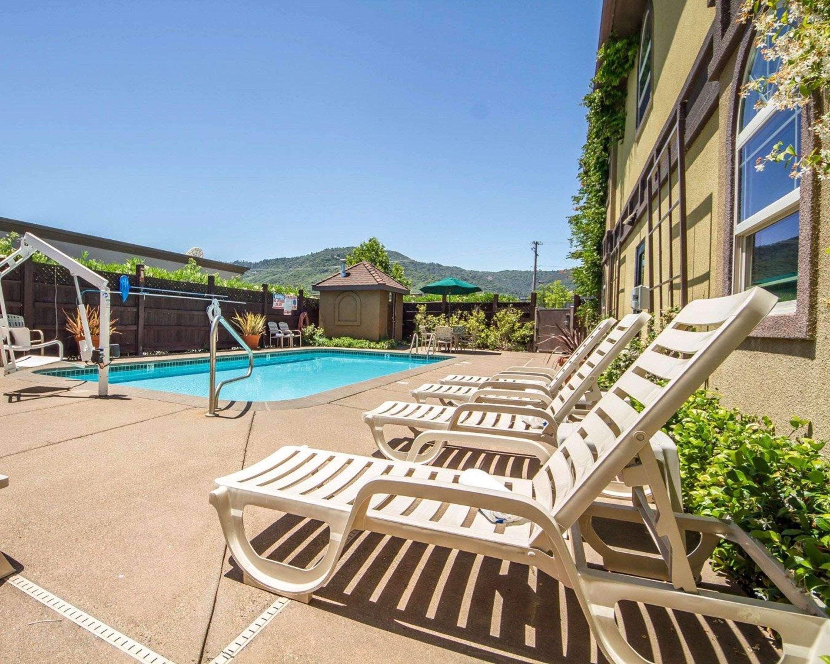 Comfort Inn&Suites Ukiah Mendocino County Esterno foto