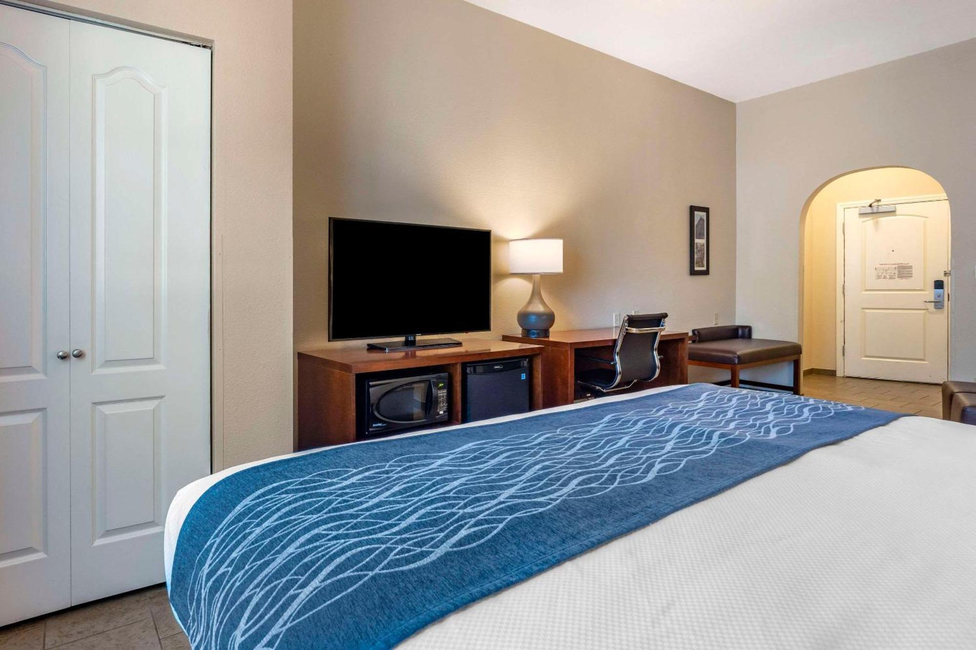 Comfort Inn&Suites Ukiah Mendocino County Esterno foto