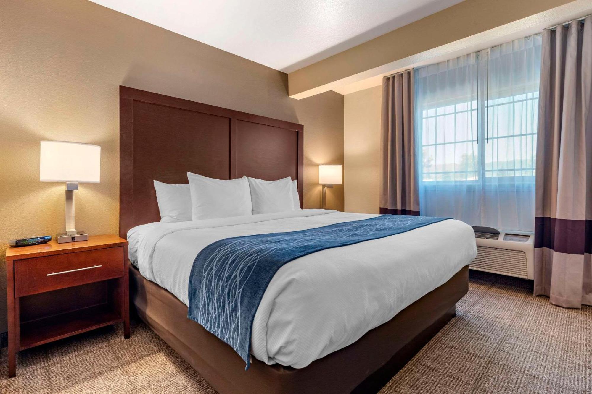 Comfort Inn&Suites Ukiah Mendocino County Esterno foto