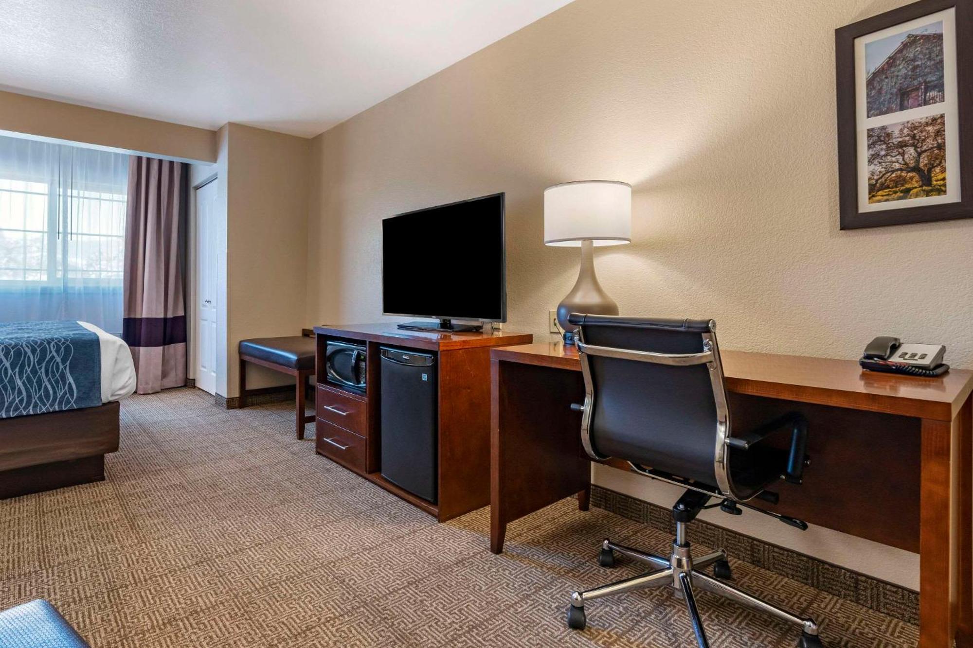 Comfort Inn&Suites Ukiah Mendocino County Esterno foto