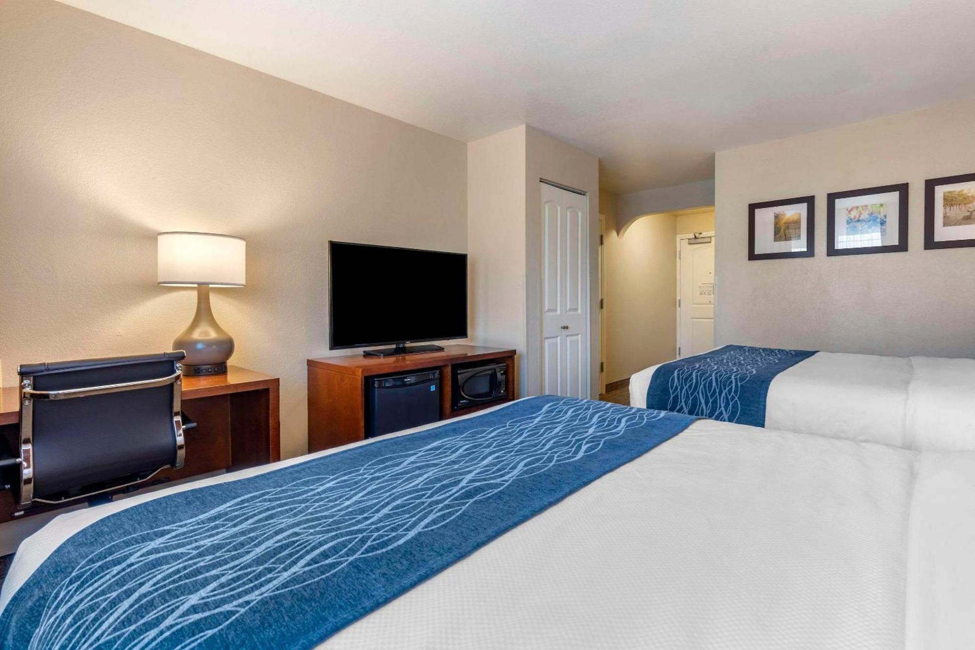 Comfort Inn&Suites Ukiah Mendocino County Esterno foto