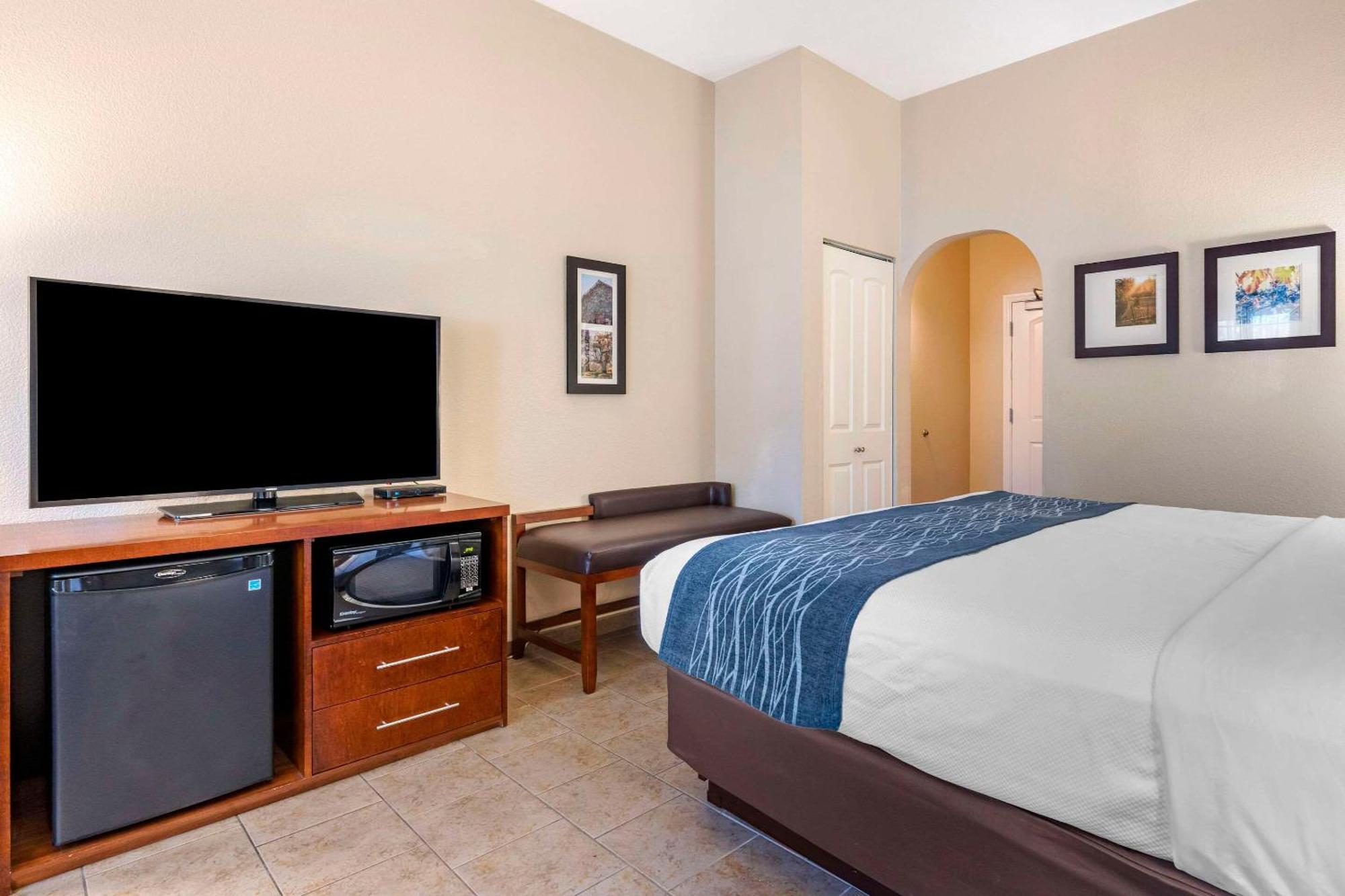 Comfort Inn&Suites Ukiah Mendocino County Esterno foto